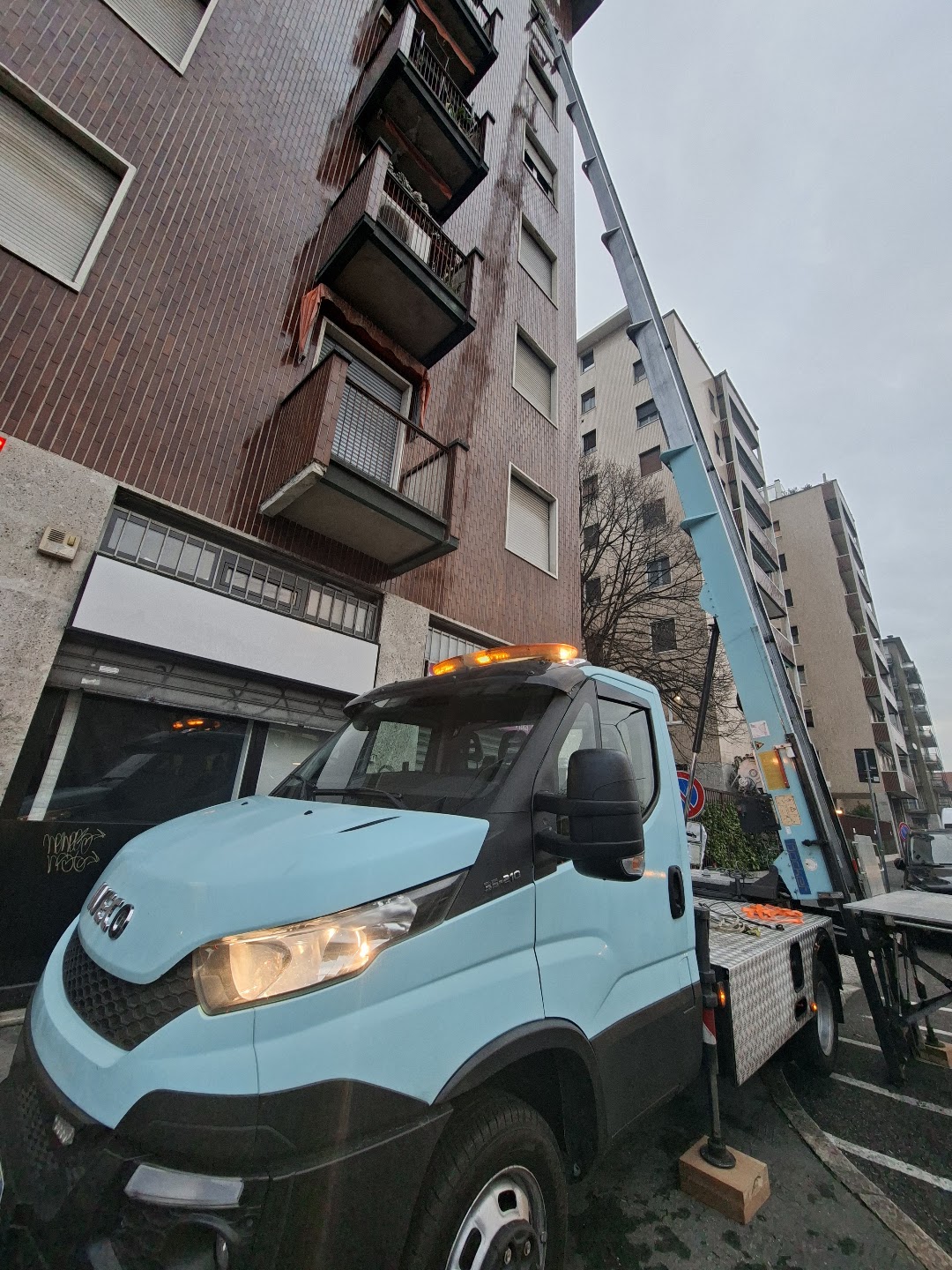 Mezzo Elmat Service durante un intervento